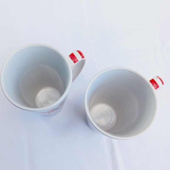 Amazon.com | Disney Mickey and Minnie Mouse  Disney Store Mickey Mouse Ceramic Coffee Tea Latte MUG 16oz 6\